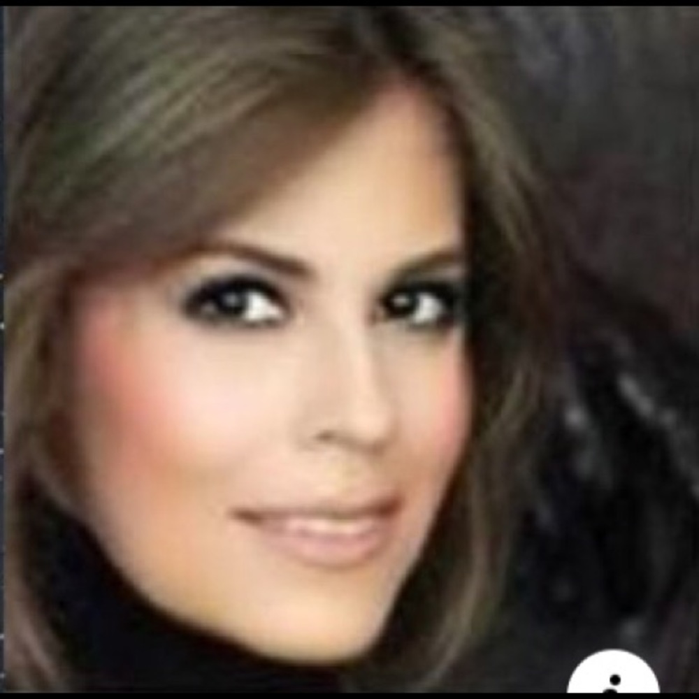 Meet your Posher, Maria